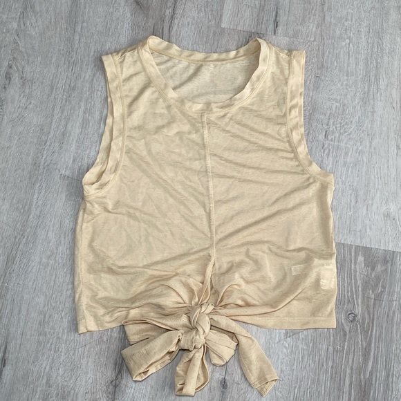 Fabletics Ryan Tie Up Crop Tank - Picture 4 of 9